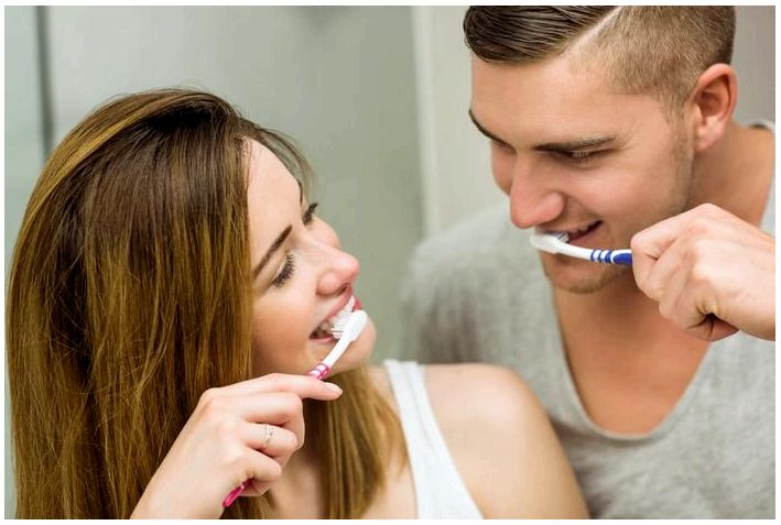 Как часто нужно чистить зубы?