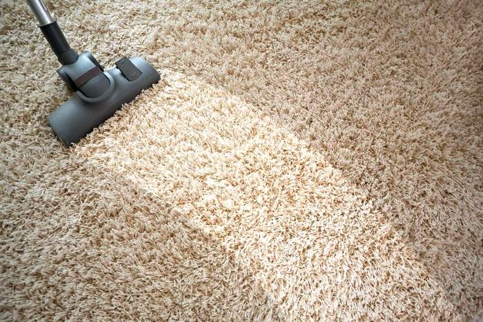 Зачем необходима химическая чистка ковров и мягкой мебели