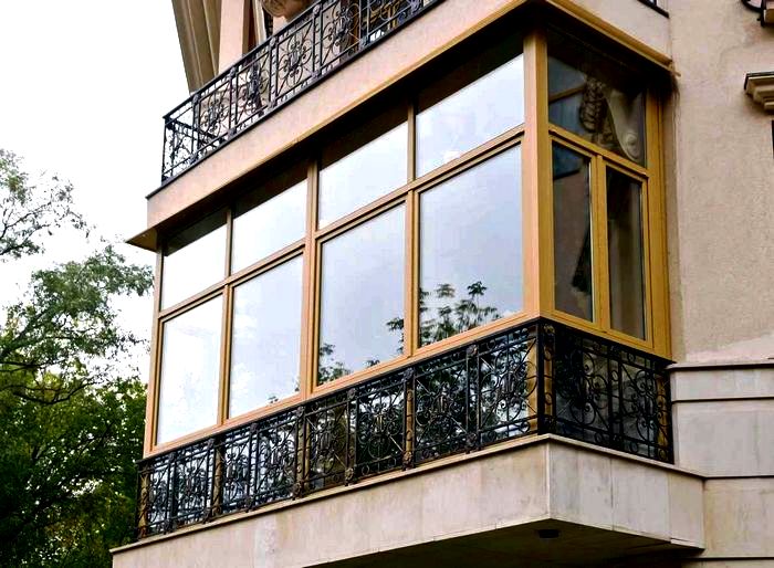 Остекление балкона