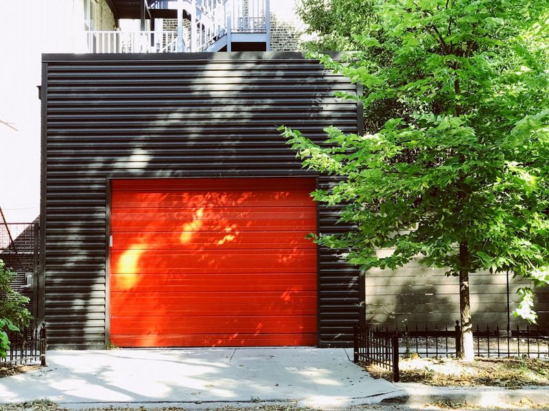 Надежные и долговечные гаражные ворота