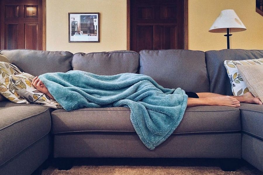 Поради експертів щодо вибору ортопедичного дивана для щоденного сну