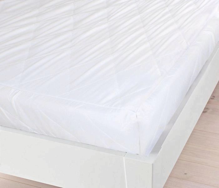 Непромокальний наматрацник: Ідеальний захист для вашого ліжка