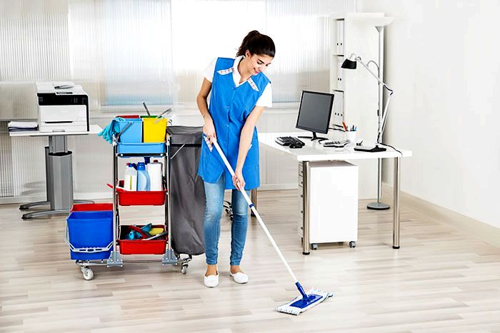 Профессиональная уборка офисов: поддерживающая и генеральная, влажная и сухая