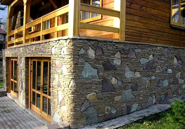 Внешняя и внутренняя отделка зданий из природного камня: элегантность и прочность